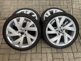 5x112 R18 VW Bergamo Golf 8 Gti Gtd 225/40/18