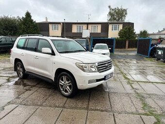 Toyota land cruiser v8 Lc 200
