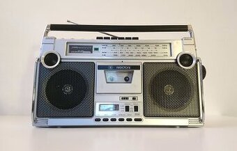 Koupím Radiomagnetofon radiotone RRC 750