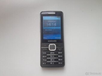 Samsung GT-S5610 (1)