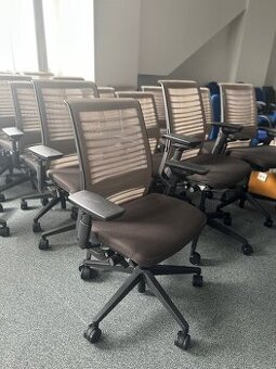 Židle Steelcase Think v Brně, pouze dnes Více kusů - 1
