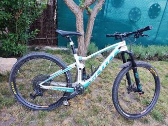 Dámské karbonové kolo Scott 27,5" vel. S