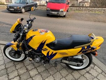 Honda CBR 1000 F