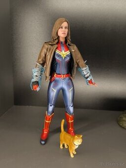 Hot toys
