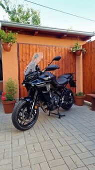 Yamaha tracer 9