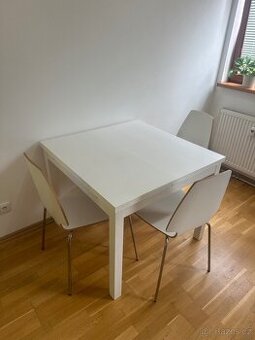 rozkládací stůl IKEA, včetně židlí