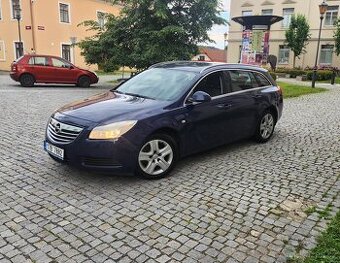 Opel insignia 2.0 TDCI 96kw TOP STAV