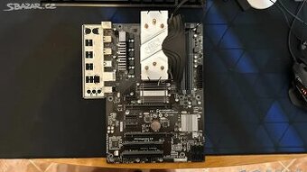 GIGABYTE GA-970A-DS3P + AMD FX-8350 (8C/8T) - 1