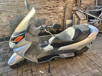 Skútr Suzuki Burgman 150