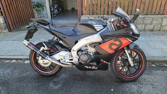 Aprilia RS 125 (2020) – perfektní stav