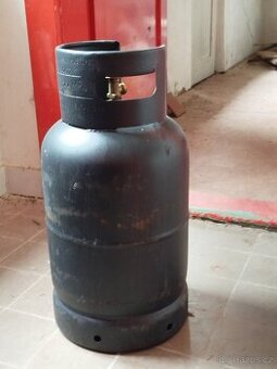 Prodám 2 ks propanbutanové láhve 10 kg. Za 900 Kč/ks.