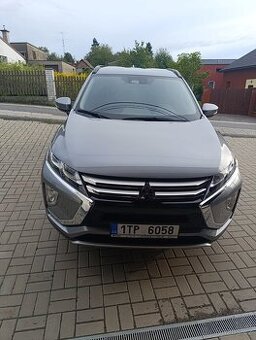 Mitsubishi Eclipse Cross 1,5 benzín