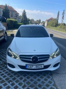 Mercedes E220