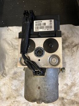 Vw t4 jednotka ABS - 1