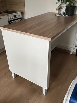 Kuchyňský ostrůvek