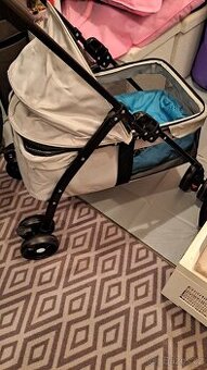 Kočárek pro psa kočky