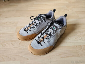 QUECHUA turistické boty Arpenaz 500 Revival