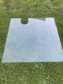 Tvrzene sklo pod kamna