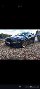 BMW e39 523i