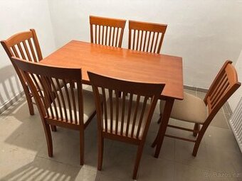 Jídelní stůl a 6x židle
