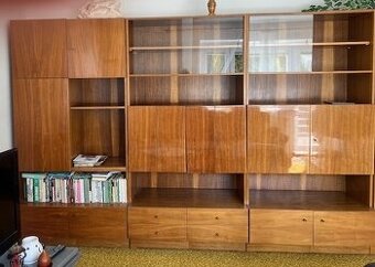 Obývací stěna v perfektním stavu