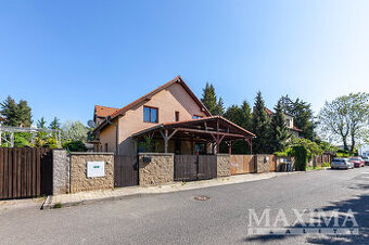 Dům 4+1 o ploše 171 m2 - Hostivice, Hostivice - 1