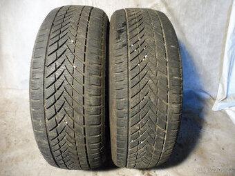 Prodám 2 ZIMNÍ pneumatiky TOURADOR 215/65/R15 rv:2022
