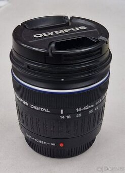 objektiv Olympus ZUIKO - 1