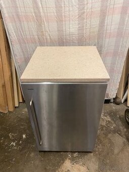 Vestavná Lednice Siemens