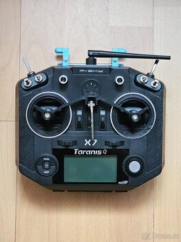 FrSky Taranis QX7