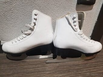 Dívčí brusle EU 33