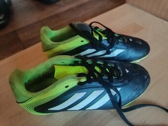 Dětské kopačky Adidas 35,5