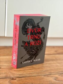 Dvůr trnů a růží – Sarah J. Maas