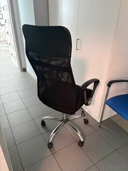 Kancelářské křeslo použité