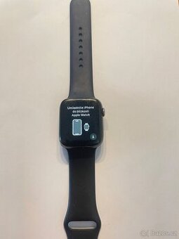 Apple watch 4, v perfektním stavu.