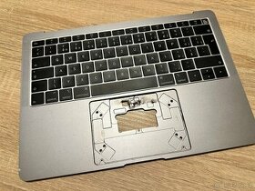 Prodám Topcase CZ Macbook Air 2018, A1932-super stav