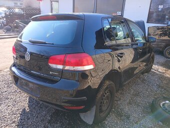 VW Golf VI 1.4 59kw CGGA prodám díly barva L041