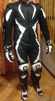 Motokombinéza tschul s rukavicemi a boty rst velikost 42