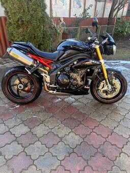 Triumph Speed Triple R