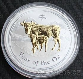 1 oz Rok Bůvola 2009 zlacený reliéf stříbrná mince