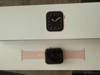 Prodám Apple Watch series 5, 44mm Rosegold Aluminium