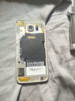 Samsung s6 bez zadního skla (rootovaný na androind 13)