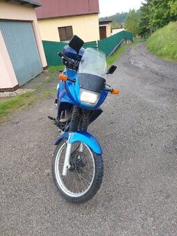 Suzuki DR 650 RSE - 1