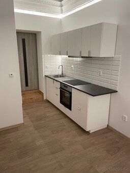 Pronájem bytu 1+KK Velim