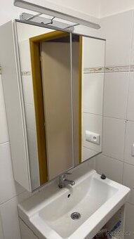 Zrcadlová skříňka ikea ENHET