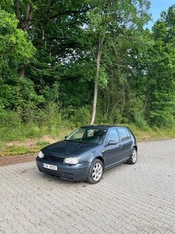 VW GOLF VR5 2.3