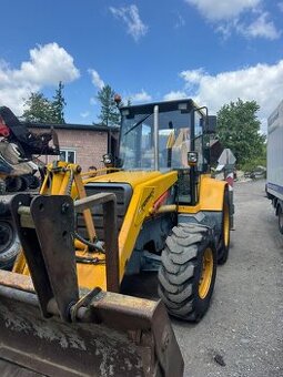 Fermec MF 860 traktorbagr