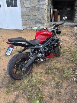 Triumph street triple 675