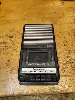 Panasonic RQ-2102