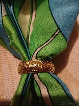 8,46g ZLATÝ SNUBNÍ - ZDOBENÝ PRSTEN vel 70